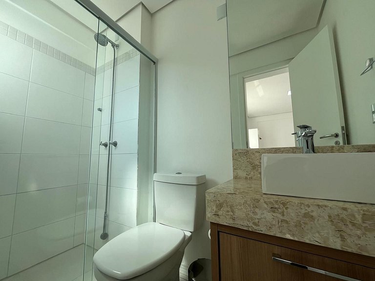 Orbe Residence - Apartamento espaçoso com duas suítes e vara