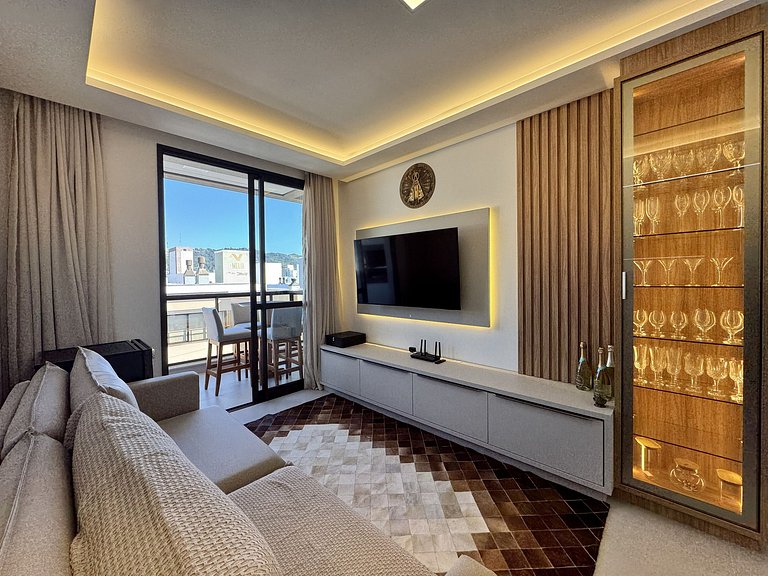 Oásis do Atlântico 402 A – Apartamento amplo em condomínio c