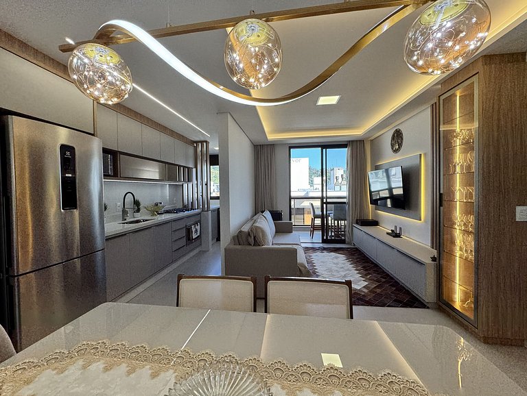 Oásis do Atlântico 402 A – Apartamento amplo em condomínio c