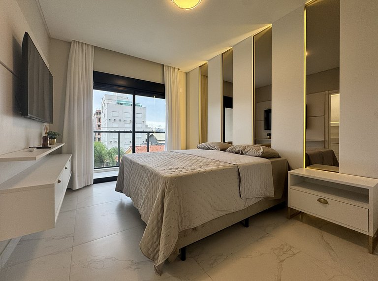 Invictus Residence 202 - Apartamento amplo com ar-condiciona