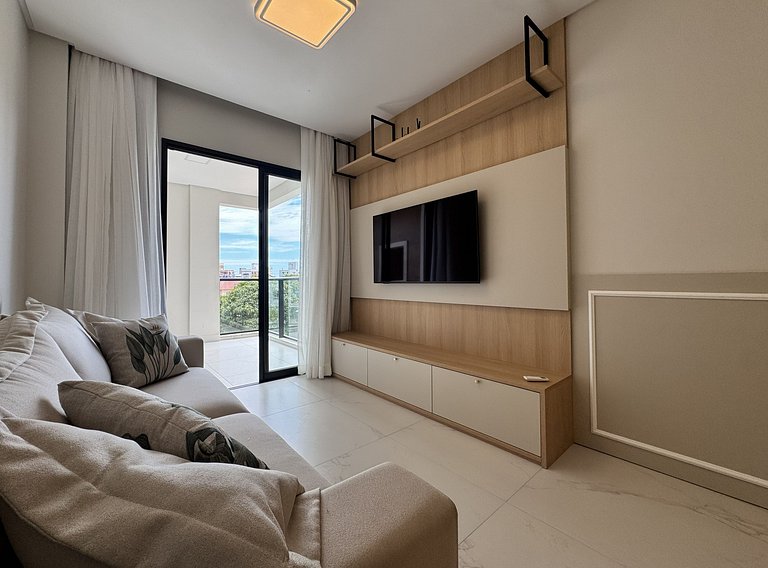 Invictus Residence 204 – Apartamento amplo com ar-condiciona