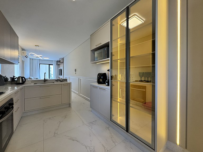 Invictus Residence 204 – Apartamento amplo com ar-condiciona