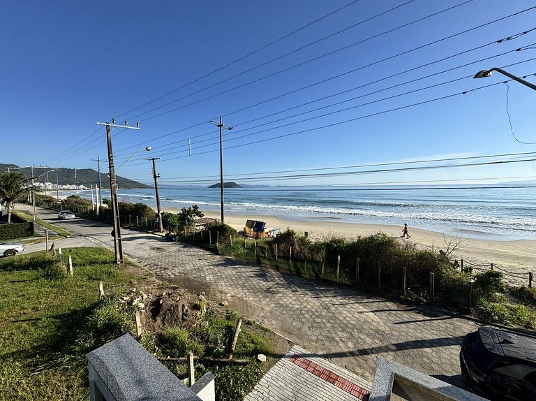 Sonho de Palmas 102- Apartamento de frente para o mar na des