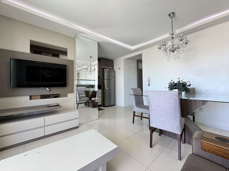 Luize 302 - Apartamento amplo com 3 dormitórios, a 300m do m