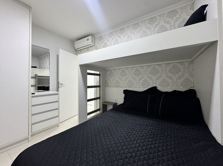 Luize 302 - Apartamento amplo com 3 dormitórios, a 300m do m