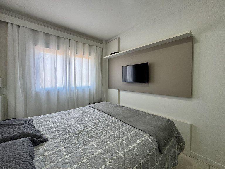 Luize 302 - Apartamento amplo com 3 dormitórios, a 300m do m