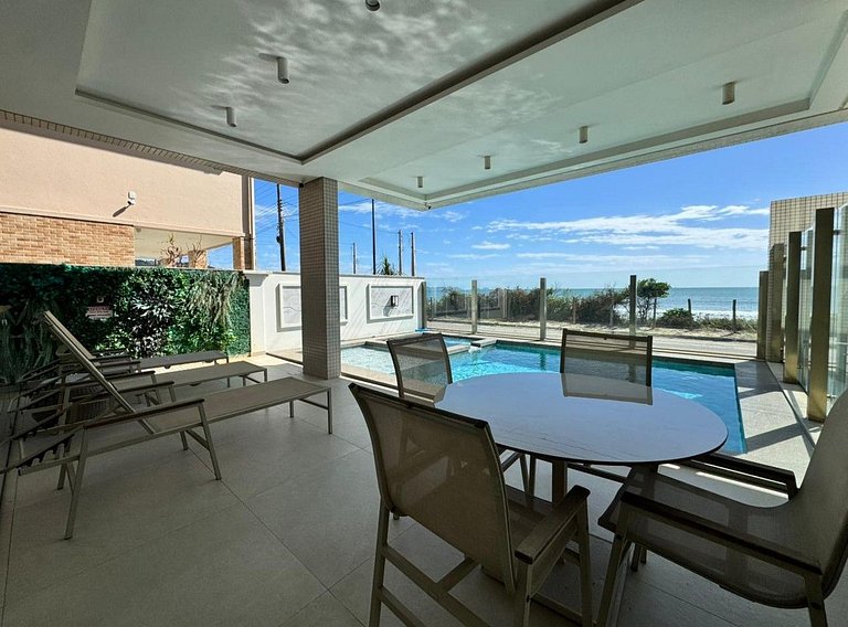 Bellagio Home, apartamento de frente para o mar, com uma vis