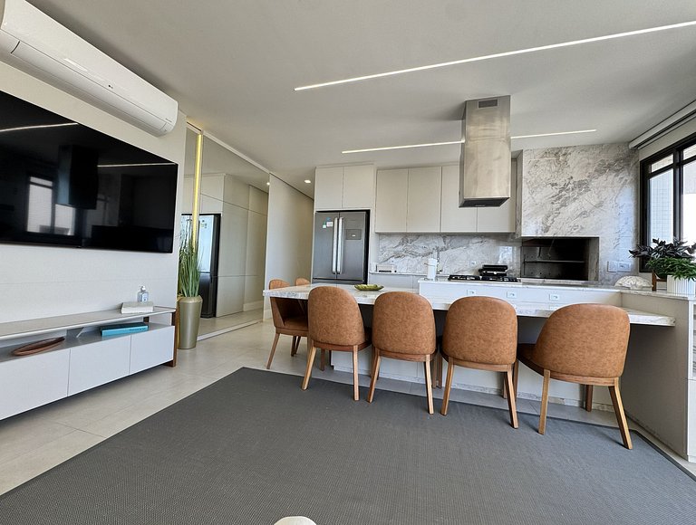 Bellagio Home, apartamento de frente para o mar, com uma vis