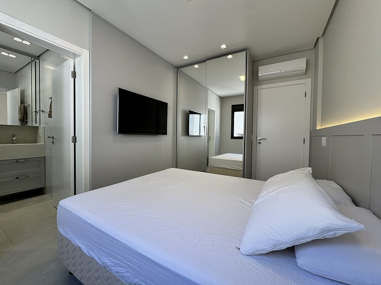 Bellagio Home, apartamento de frente para o mar, com uma vis