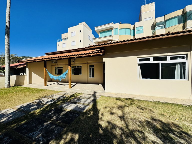 Casa dos Golfinhos a 100 metros de la Playa de Palmas, casa
