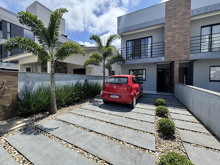 Casa das Seringueiras a 6 minutos da Praia de Palmas, com 4