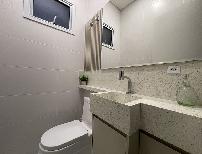 Royal Village - Ático en Praia Grande con 3 suites, piscina