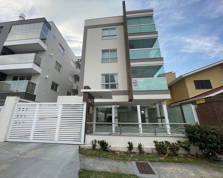 Jardim Acácias -  Apartamento com 2 Dormitórios sendo 1 suít