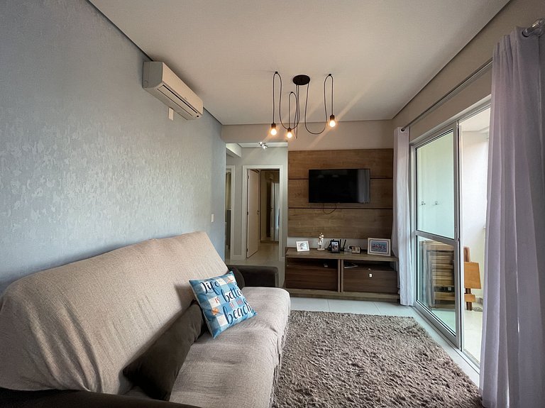 Jardim Acácias -  Apartamento com 2 Dormitórios sendo 1 suít