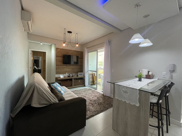 Jardim Acácias -  Apartamento com 2 Dormitórios sendo 1 suít