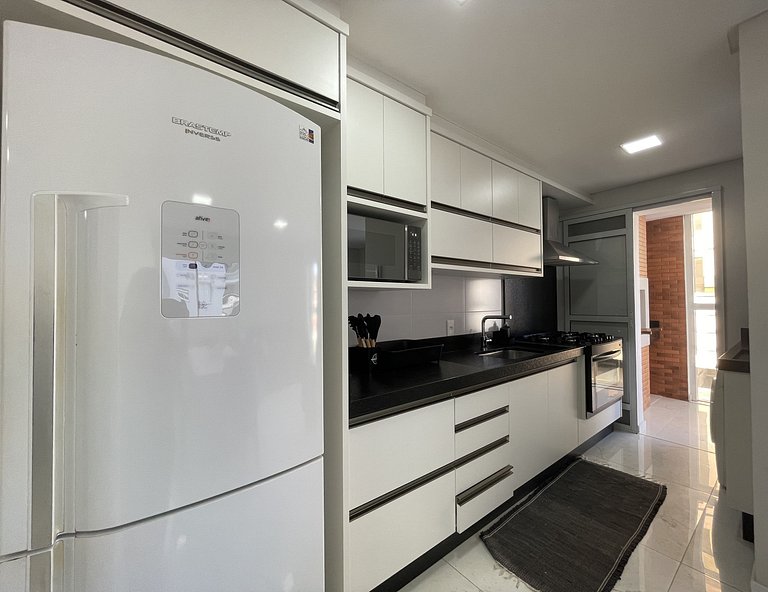 Maria Eduarda 201 - Apartamento com 3 quartos a apenas 3 min