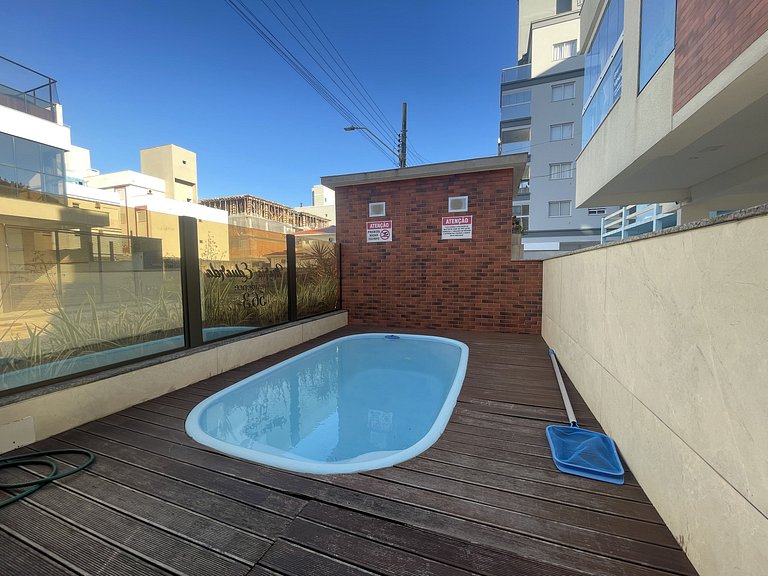 Maria Eduarda 202 - Apartamento amplo com 3 quartos a apenas
