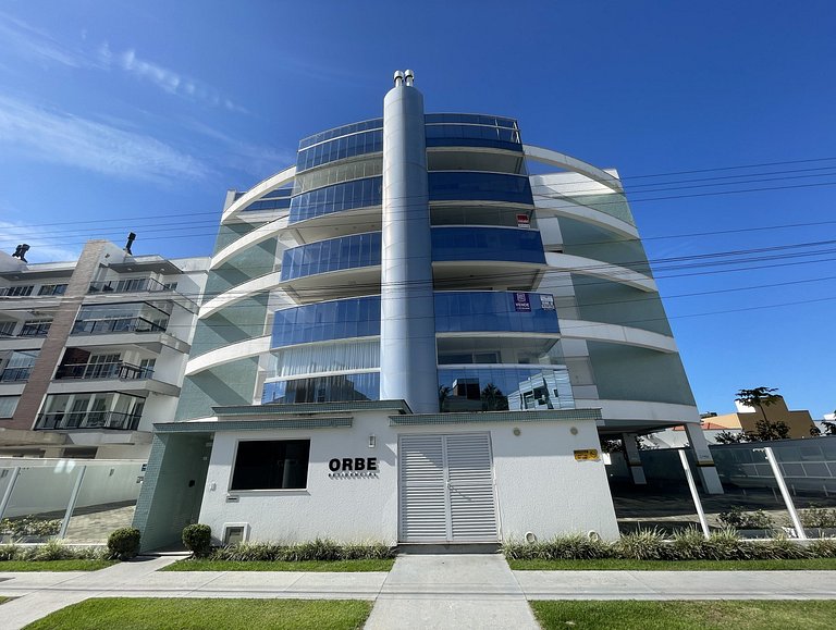Orbe 203 A Apartamento espaçoso, com 2 suítes, varanda gourm
